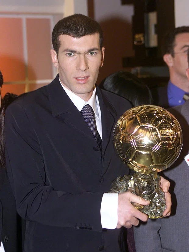 زین الدین زیدان برنده توپ طلای 1998