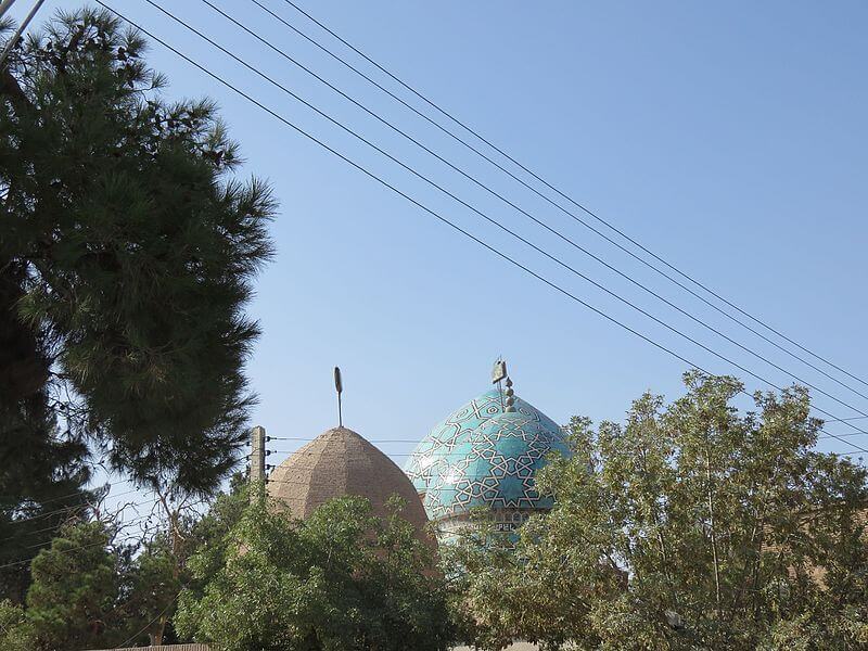 مقبره مشتاقعلی شاه- سه گنبدان