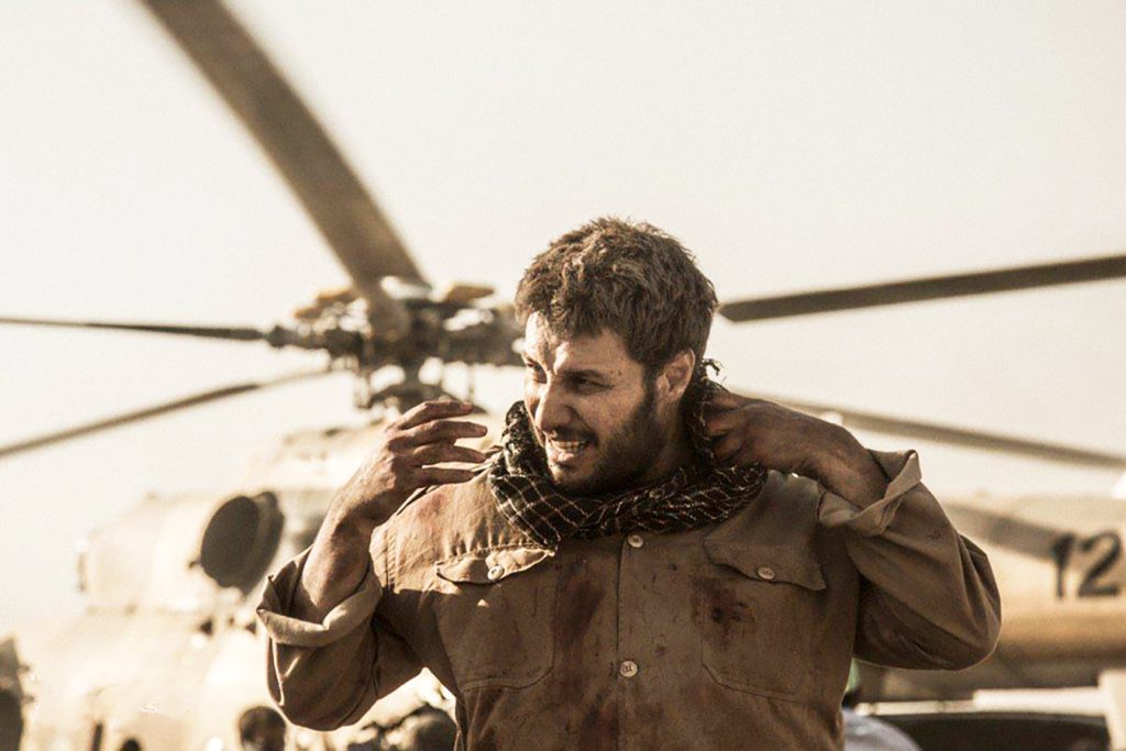 جواد عزتی در فیلم تنگه ابوقریب