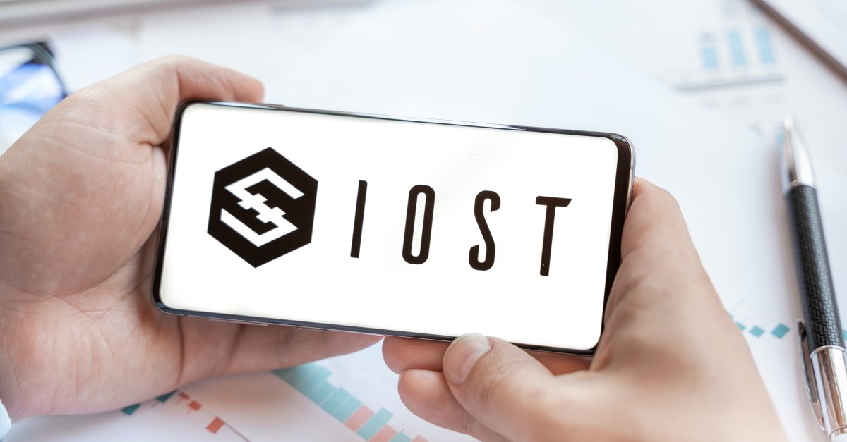 معرفی ارز دیجیتال آی او اس تی (IOST)