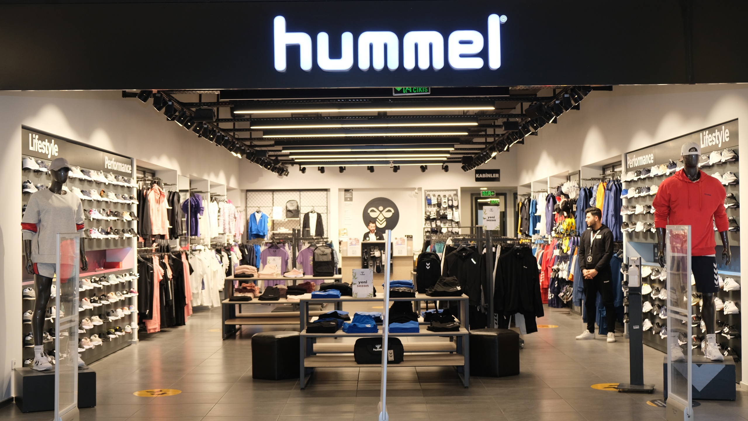 معرفی برند هامل hummel.com؛ خرید آنلاین از هامل ترکیه