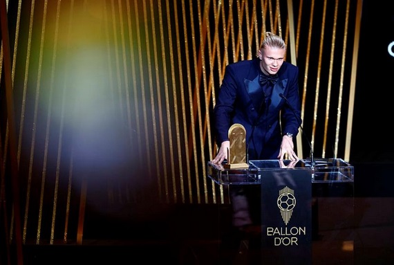 ارلینگ هالند برنده جایزه گرد مولر 2023 - توپ طلای 2023