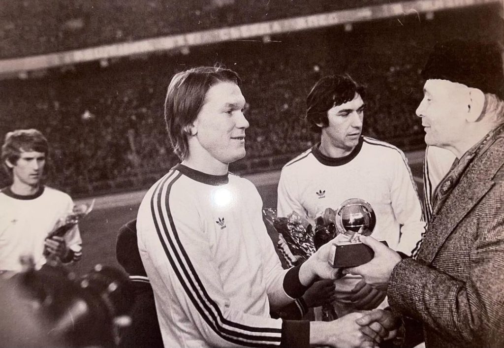 اولگ بلوخین ستاره اوکراینی برنده توپ طلا در سال 1975
